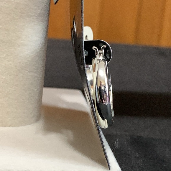NWT Napier silver tone hoop earrings - Picture 2 of 3